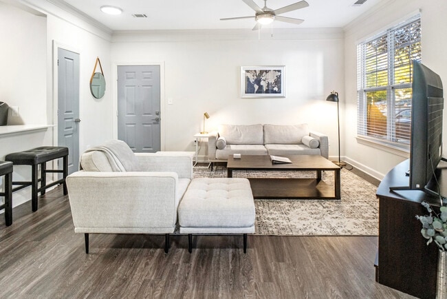 Photo - 2212 Brisbane Woods Way Unit SI ID1225813P