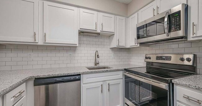 Building Photo - Ashton at Oyster Point