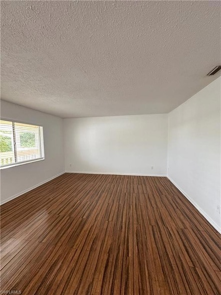 Photo - 4629 Bayshore Dr