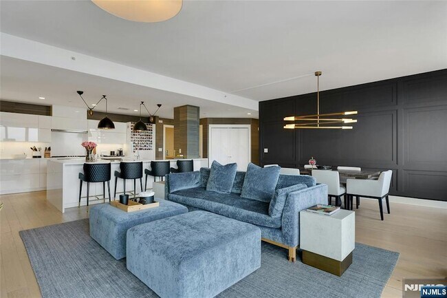 Photo - 9 Ave at Port Imperial Unit PH03