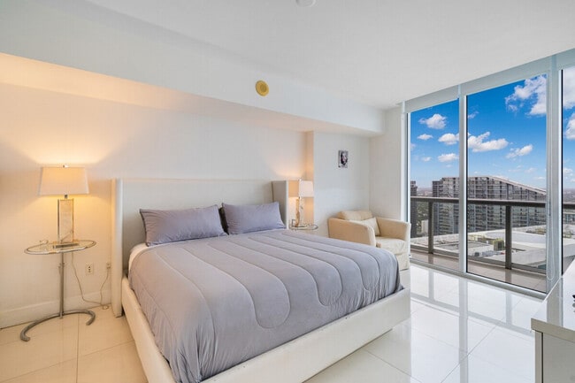 Photo - 495 Brickell Ave Unit ID1389645P