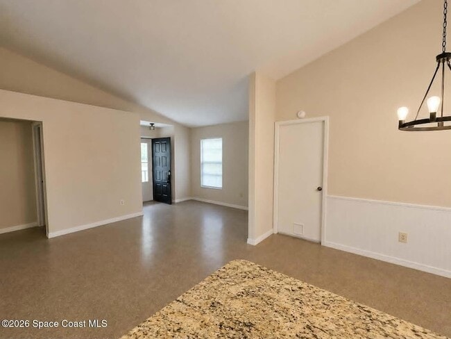 Photo - 1697 Parakeet Ct