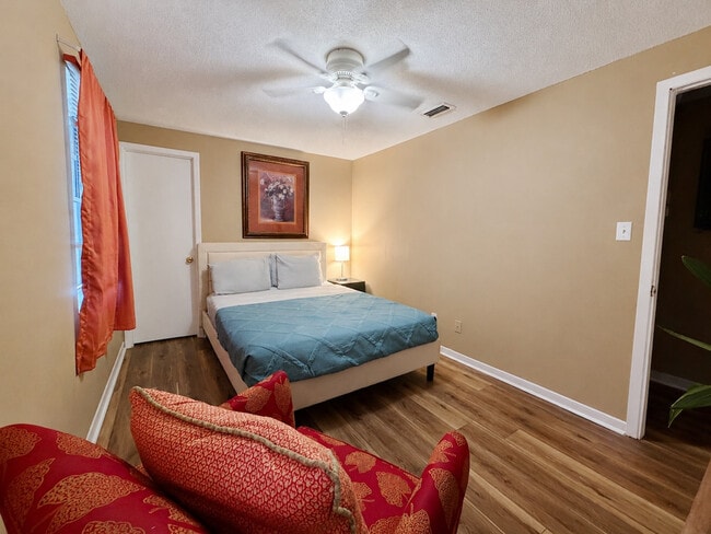 Photo - 2300 N Patterson St Unit SI FL2-ID1628675P