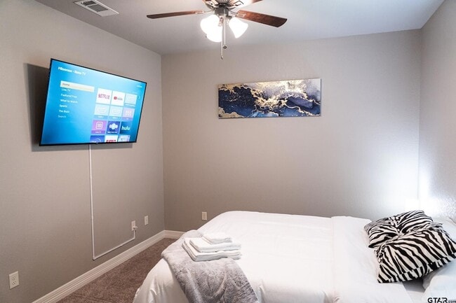 Photo - 7352 Kingsport Ln