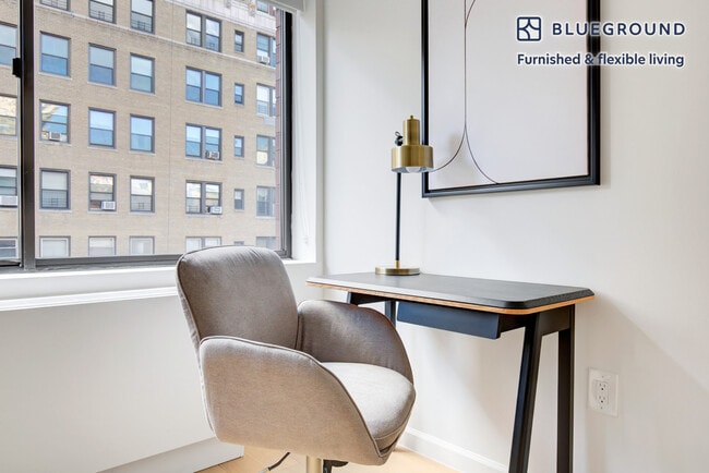 Photo - 255 W 94th St Unit FL10-ID686