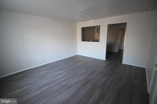 Photo - 2016 Jason Dr Unit A