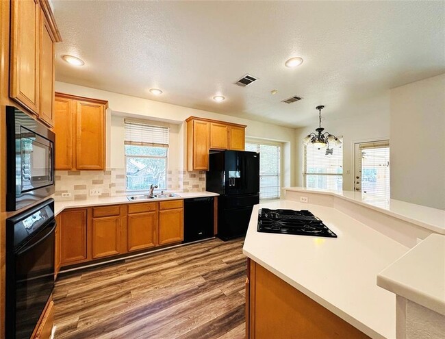 Photo - 13413 Creole Cove