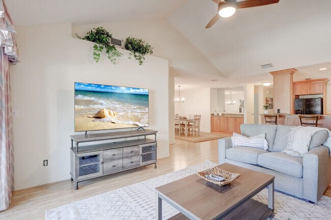 Building Photo - 1501 Chesapeake Ave Unit FL2-ID1296210P