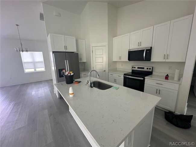 Photo - 2810 W Huron Ln