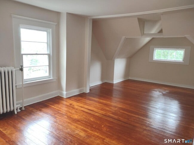 Photo - 41 Hobart St Unit 2