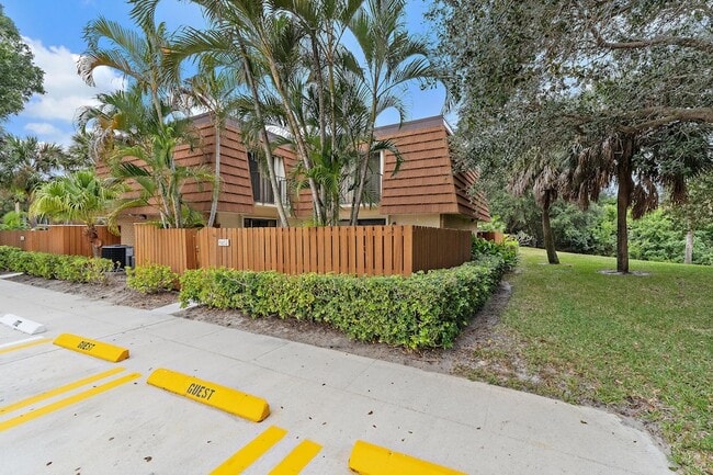 Photo - 3052 30th Ct