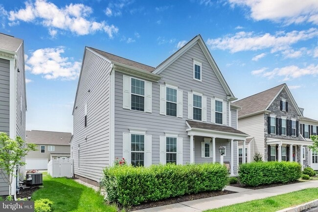 Photo - 48 Meadow Creek Ln