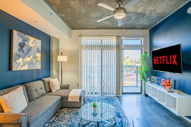 Photo - 333 E Roosevelt St Unit ID1263183P