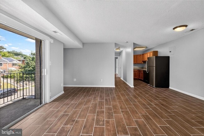Photo - 625 Chesapeake St SE Unit 301