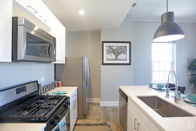 1Br, 1Ba - Thomas Jefferson Towers