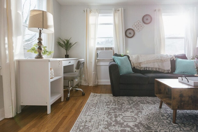 Photo - 905 Hill St Unit ID1397971P