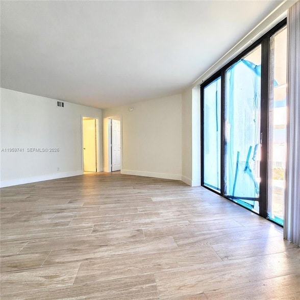 Photo - 18181 NE 31st Ct Unit 2505