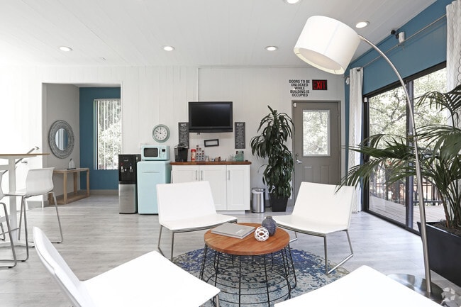 Club House - Woodchase Apartment Homes