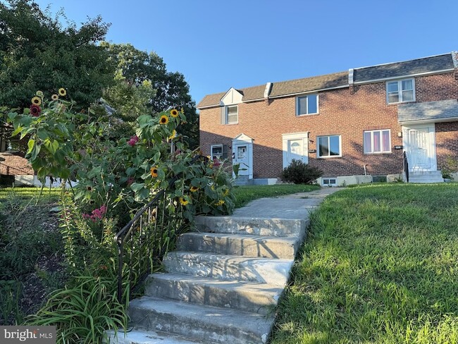 Building Photo - 103 Madison Dr