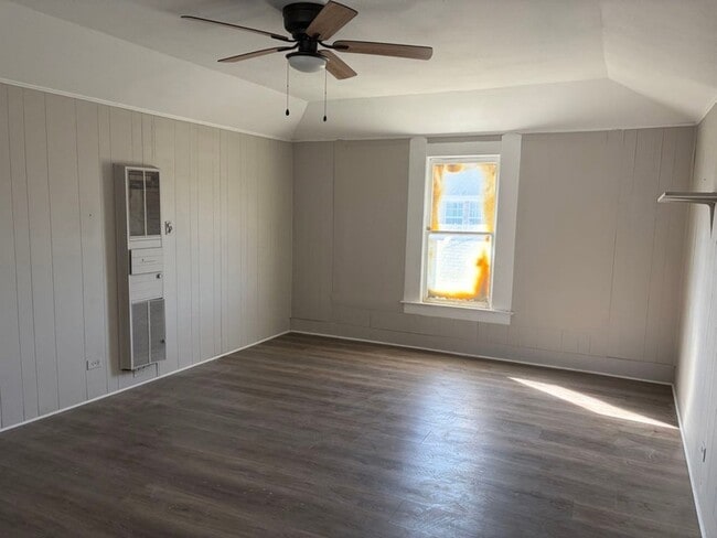 Photo - 931 9th Ave Unit 2