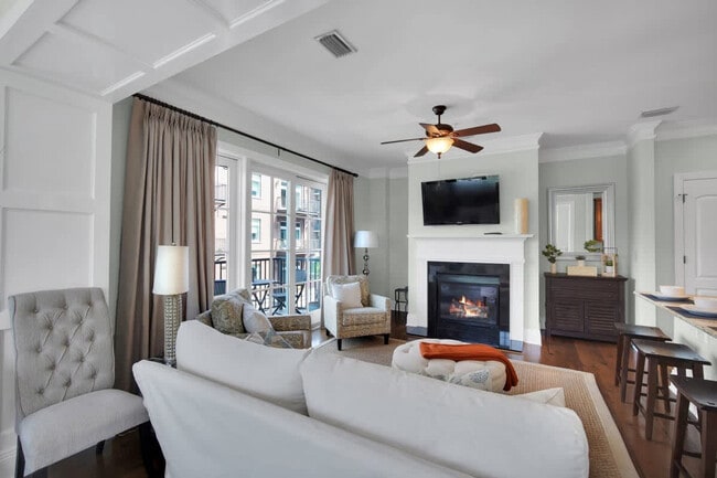 Building Photo - 165 W Bay St Unit ID1244806P