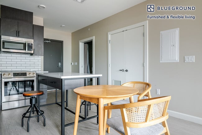 Photo - 21 Charles St Unit FL6-ID919