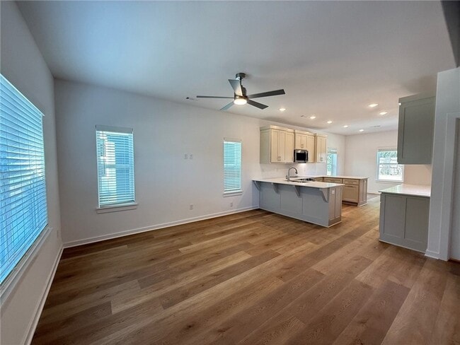 Photo - 832 Dockery Ln