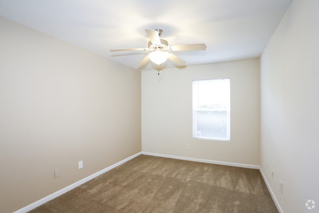 Photo - The Pointe at City Center