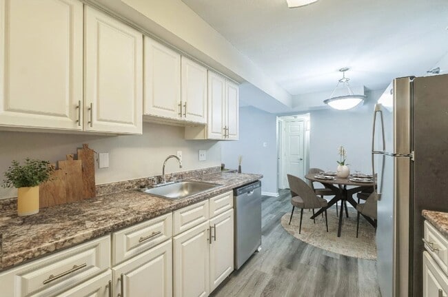 Photo - The Lexington Apartments