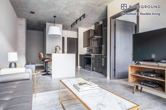 Photo - 939 W Washington Blvd Unit SI FL4-ID285