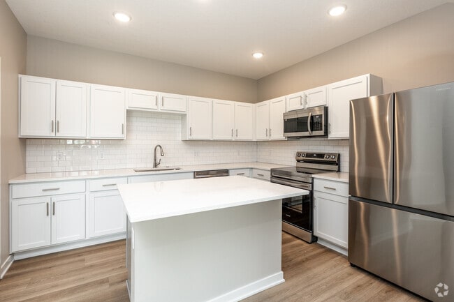 3BR, 2.5BA - 1,544SF - Kitchen - Diamond Ridge Estates