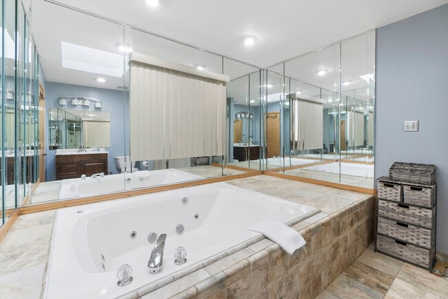 Photo - 4920 Lake Ct Unit ID1285035P