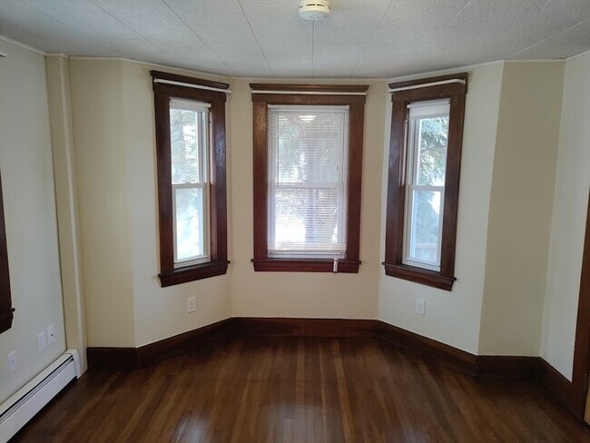 Photo - 143 Chestnut St Unit 1