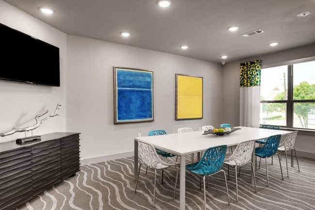 Photo - 404 Border Apartments