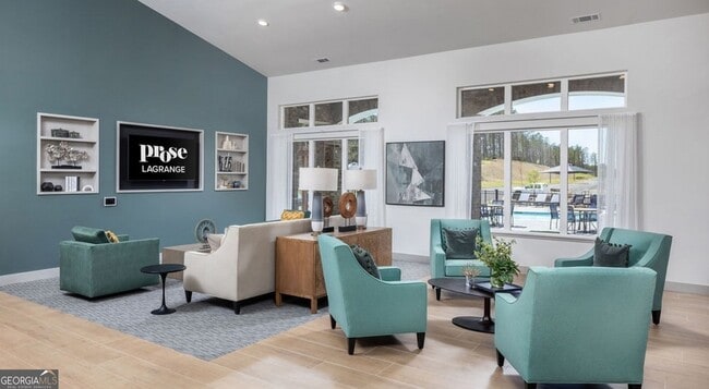 Photo - 1900 Vernon St Unit B1