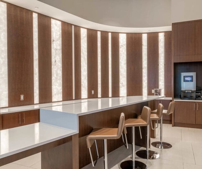 Photo - 1200 S Fern St Unit ID1254799P