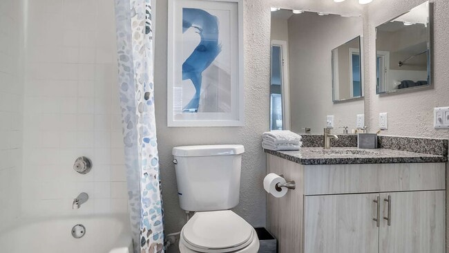 Photo - The Landing at Herndon