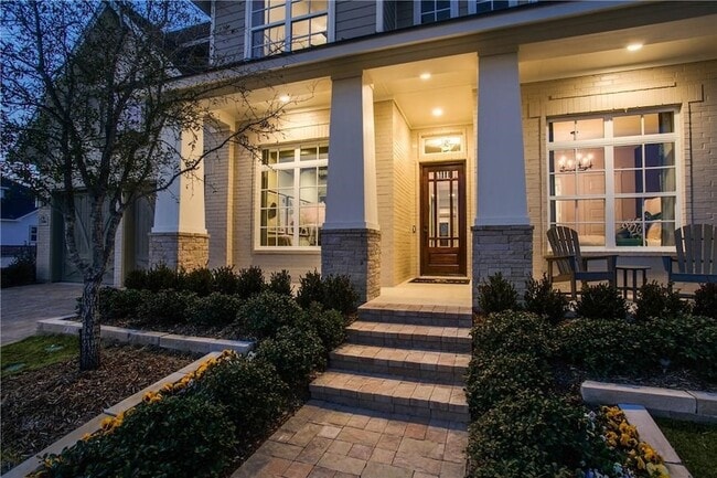 Photo - 1106 Sarah St