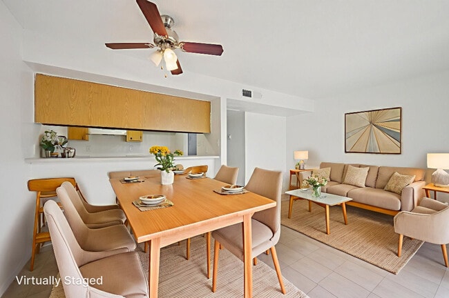 Building Photo - Casa Sol Apartments