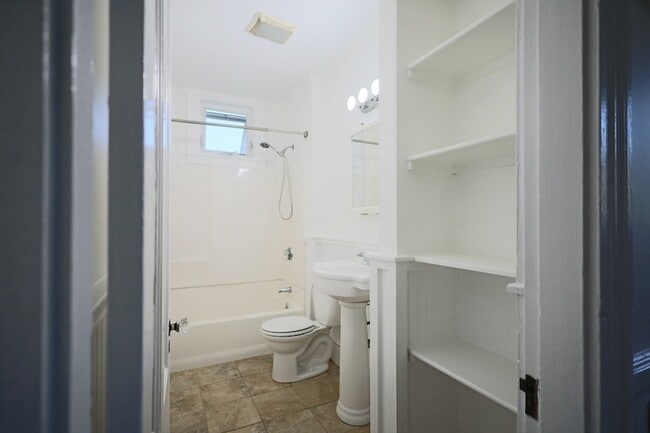Photo - 19 Central St Unit 1