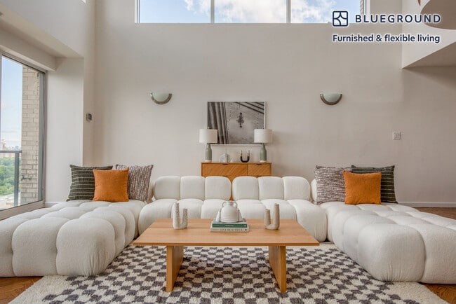 Photo - 985 5th Ave Unit SI FL25-ID1505