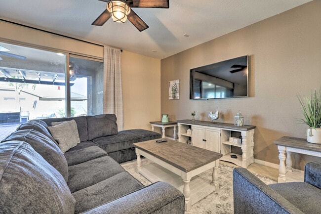 Building Photo - 20298 E Arrowhead Trail Unit SI ID1385987P