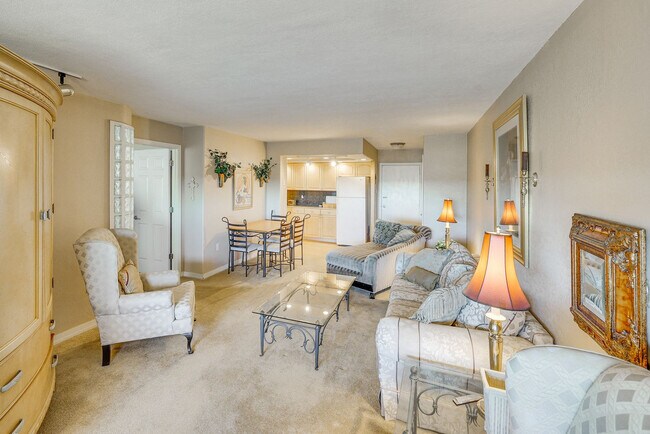 Photo - 740 Weston Rd Unit SI FL9-ID1596265P