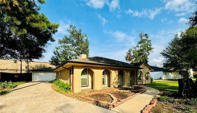 Photo - 28922 Savannah Dr