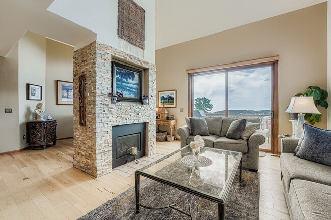 Photo - 776 Chimney Creek Dr Unit ID1338728P