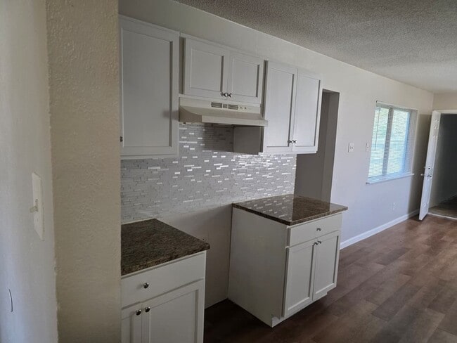 Photo - 2417 Coulee St