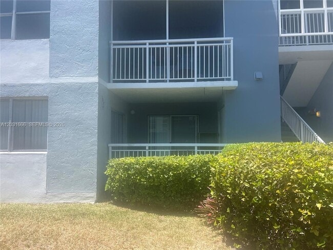 Photo - 8580 SW 212th St Unit 104