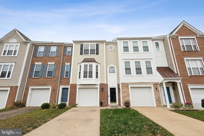 Building Photo - 15514 Port Washington Ct