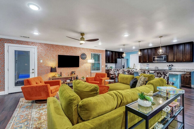 Photo - 533 Quarterman Dr Unit ID1244824P