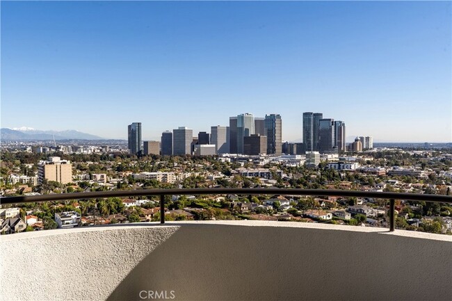 Photo - 10560 Wilshire Blvd Unit 1706